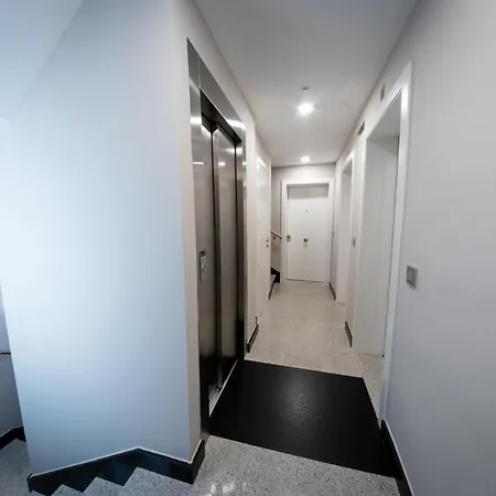 Exclusivos - Palacio De Yolanda Apartamento Zamora