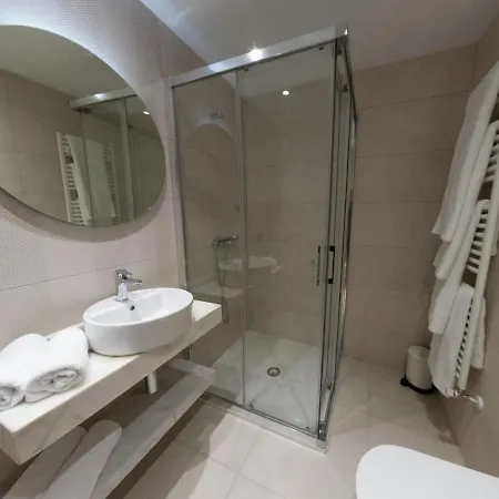 Palacio De Yolanda Tres Cruces Lägenhet *