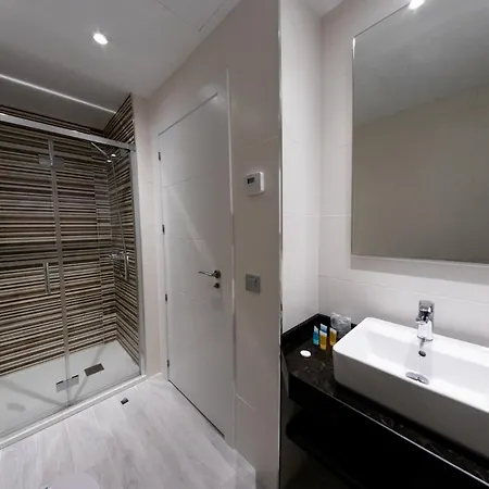 Palacio De Yolanda Tres Cruces Zamora