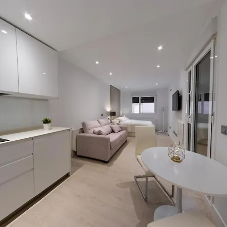 Exclusivos - Palacio De Yolanda Apartamento