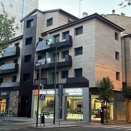 Palacio De Yolanda Tres Cruces Zamora