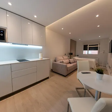 Palacio De Yolanda Tres Cruces Apartamento *