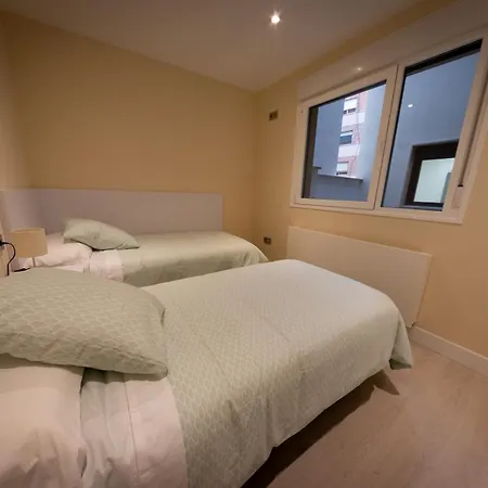 Palacio De Yolanda Tres Cruces Apartament *