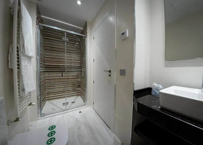 Palacio De Yolanda Tres Cruces Zamora