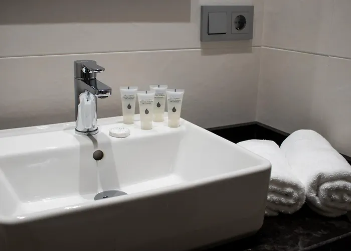 Palacio De Yolanda Tres Cruces Zamora